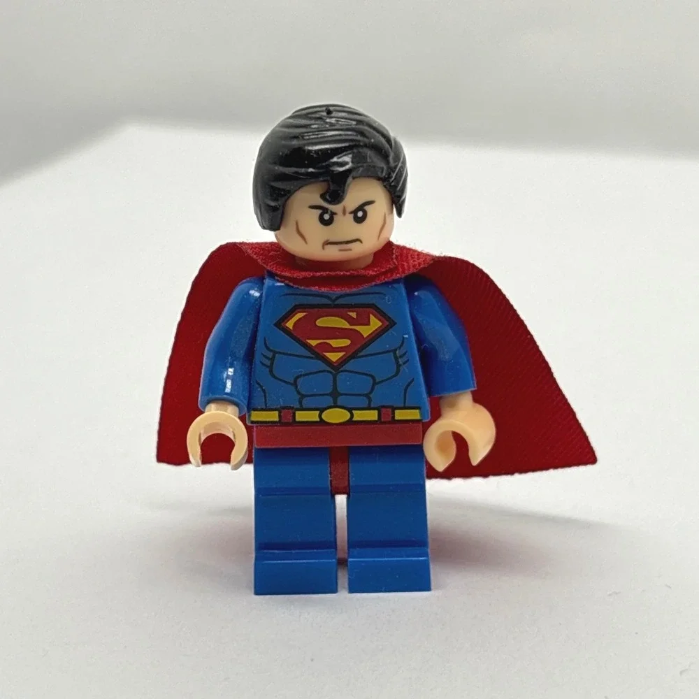 LEGO Superman Minifigure sh156 Justice League DC Super Heroes 76040 Super Man